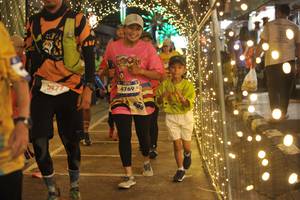 BIB: 3277, 4769
                            <button type="button" onclick="openModal(26274509)" class="btn btn-primary btn-sm float-right btn-popup" data-toggle="modal" data-target=".modal-high-quality">
                        <i class="fas fa-shopping-cart"></i> Add to Cart
                    </button>
                                            <button type="button" onclick="isThisMe(26274509, true)" class="btn btn-success btn-sm float-right btn-popup btn-isme hidden" data-toggle="tooltip" data-placement="bottom" title="นี่คือรูปของคุณใช่ไหม คลิกที่นี่เพื่อเอาเข้าอัลบั้ม">
                        <i class="fas fa-plus"></i> Add to album
                    </button>
                    <button type="button" onclick="isThisMe(26274509, false)" class="btn btn-warning btn-sm float-right btn-popup btn-isnotme hidden">
                        <i class="fas fa-ban"></i> Remove from album
                    </button>